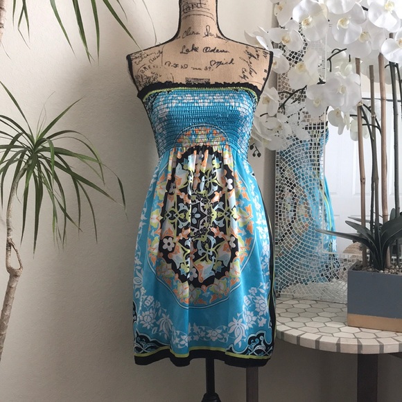 🌸Strapless Dress - Picture 2 of 5